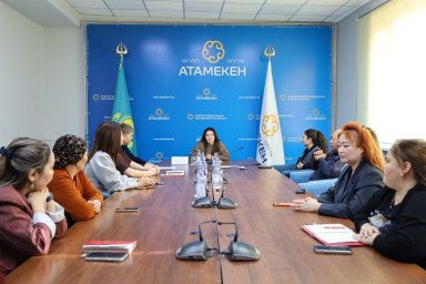 Әлеуметтік кәсіпкерлер балалар мен олардың отбасыларын қолдау жолдарын ұсынды Әлеуметтік кәсіпкерлер балалар мен олардың отбасыларын қолдау жолдарын ұсынды