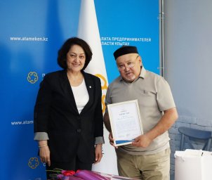 ҰЛЫТАУ ОБЛЫСЫНЫҢ КӘСІПКЕРЛЕР ПАЛАТАСЫ БАҚ ӨКІЛДЕРІН КӘСІБИ МЕРЕКЕЛЕРІМЕН ҚҰТТЫҚТАДЫ