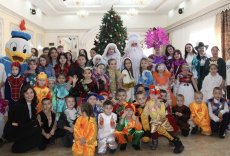 ​Мейірімге толы жаңа жылдық шырша: &laquo;Кенгір&raquo; профилакторийіндегі балаларға арналған мереке